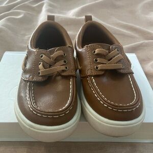 Boys shoes